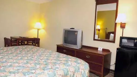 Econo Lodge Spartanburg | Güney Karolayna - Greenville - Spartanburg (ve civarı) - Spartanburg