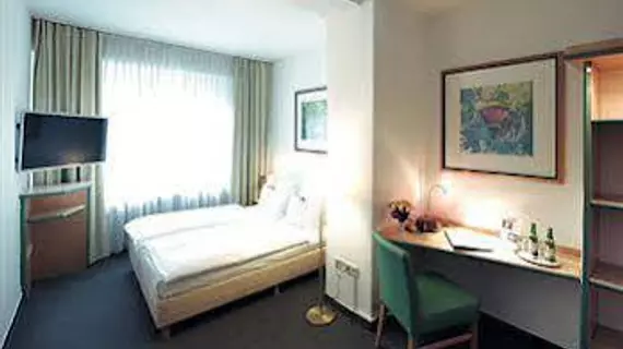 Hotel am Hofgarten | Kuzey Ren-Westfalia - Düsseldorf (ve civarı) - Düsseldorf - City North