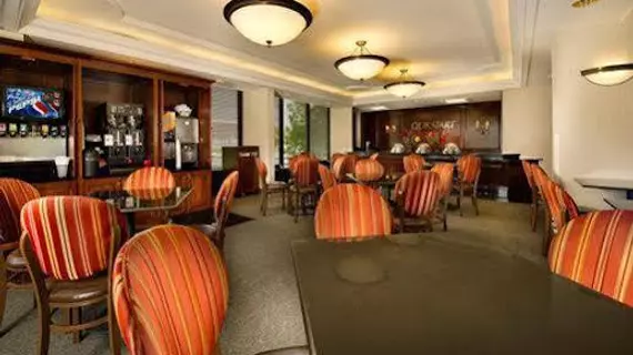 Drury Inn & Suites Overland Park | Kansas - Kansas City (ve civarı) - Overland Park