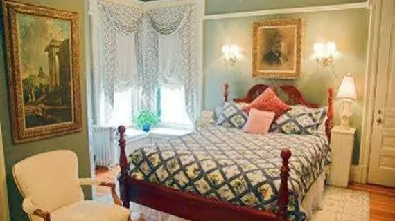 Oliver Inn Bed and Breakfast | Indiana - South Bend (ve civarı) - South Bend