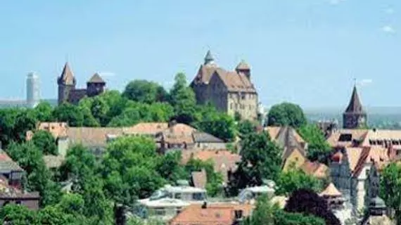 Ramada Landhotel Nürnberg | Bavyera - Orta Franconia