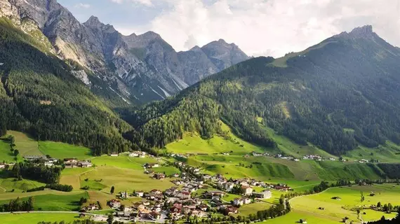 Gasthof Kratzerwirt | Tirol - Innsbruck (ve civarı) - Neustift Im Stubaital