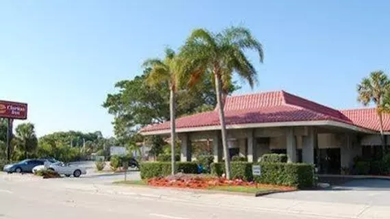 Clarion Inn Stuart | Florida - Vero Beach (ve civarı) - Stuart