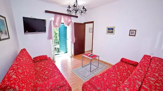 Garden Apartment Hotel | Split-Dalmaçya - Split - Split Eski Kent Bölgesi