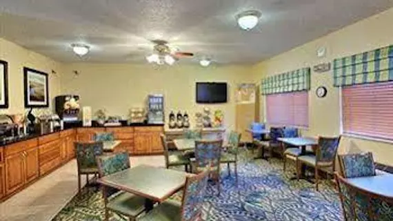 Quality Inn Tomah | Wisconsin - Black River Şelaleleri (ve civarı) - Tomah