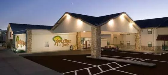 Apple Tree Inn And Suites | Kansas - Independence (ve civarı) - Independence