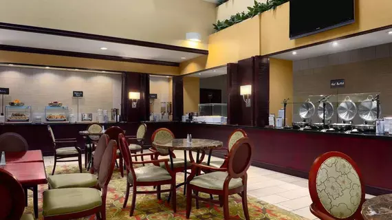 Embassy Suites Tampa - Brandon | Florida - Tampa (ve civarı) - Tampa