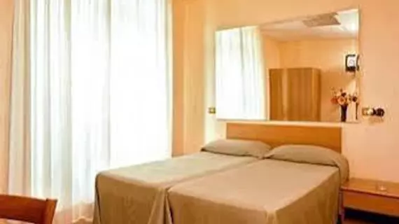 Hotel Urbis | Lazio - Roma (ve civarı) - Roma Kent Merkezi - Rione XVIII Castro Pretorio