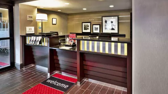 Hampton Inn Bowie | Maryland - Annapolis (ve civarı) - Bowie