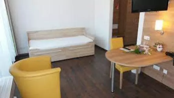 Hotel Luxa | Baden-Wuerttemberg - Mannheim - Mannheim Kent Merkezi