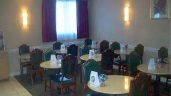 Quality Inn & Suites | Maine - Portland (ve civarı) - South Portland