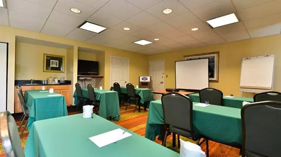 Hampton Inn Philadelphia/Bridgeport | New Jersey - Carneys Point (ve civarı) - Swedesboro