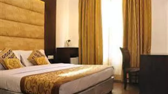 Hotel Benz International | Batı Delhi - Ulusal Eyalet Başkenti Delhi - Delhi (ve civarı) - Yeni Delhi - Karol Bagh