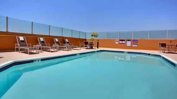 Holiday Inn Hotel & Suites Anaheim - Fullerton | Kaliforniya - Orange County - Fullerton