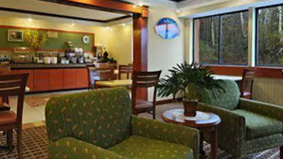 Baymont Inn & Suites | New Hampshire - Lebanon (ve civarı) - West Lebanon