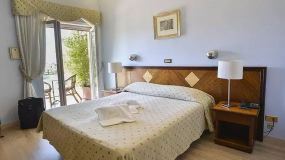 Hotel Cacciani | Lazio - Roma (ve civarı) - Frascati