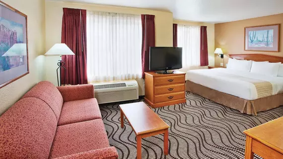 La Quinta Inn & Suites Las Vegas RedRock/Summerlin | Nevada - Clark County - Las Vegas (ve civarı) - Las Vegas