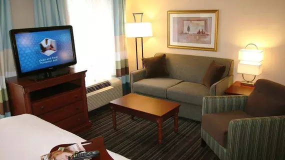 Hampton Inn & Suites Toronto Airport Ontario | Ontario - Toronto (ve civarı) - Mississauga - Kuzeydoğu Mississauga