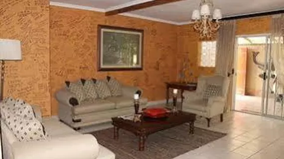 Fin and Feather Guesthouse | Gauteng - City of Tshwane - Johannesburg (ve civarı) - Benoni