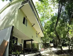 Kitty Guesthouse | Krabi İli - Ko Phi Phi