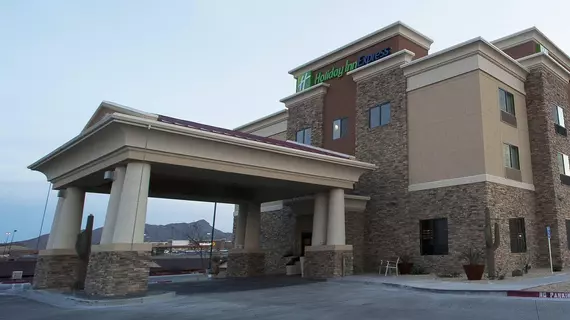 Holiday Inn Express & Suites Truth Or Consequences | New Mexico - Truth or Consequences