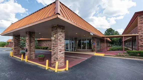 Red Lion Inn & Suites Branson | Missouri - Branson (ve civarı) - Branson - Branson Theater District