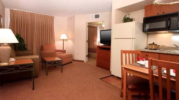 Homewood Suites by Hilton Phoenix-Chandler | Arizona - Phoenix (ve civarı) - Chandler