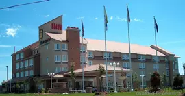 Monte Carlo Inn Brampton | Ontario - Toronto (ve civarı) - Brampton - Airport Road Ticaret Bölgesi