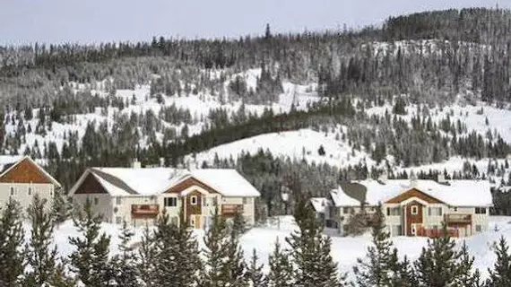 Saddle Ridge Townhomes Mid-Mountain | Montana - Big Sky