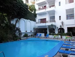 Hotel Torre de Oro | Nayarit - Bahía de Banderas - Puerto Vallarta (ve civarı) - Puerto Vallarta - Romantic Zone