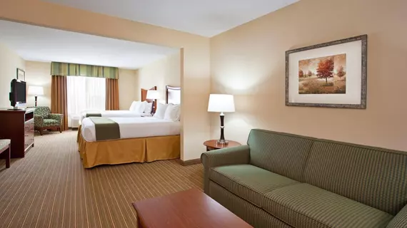 Holiday Inn Express Hotel & Suites Portland | Indiana - Muncie (ve civarı) - Portland