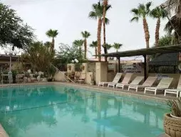 Sahara Hot Springs Family Park & Inn | Kaliforniya - Imperial County - Palm Springs (ve civarı) - Desert Hot Springs