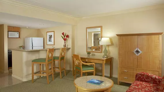 Ilikai and Luxury Suites | Hawaii - Honolulu - Waikiki