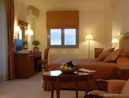 Athens Atrium Hotel & Jacuzzi Suites