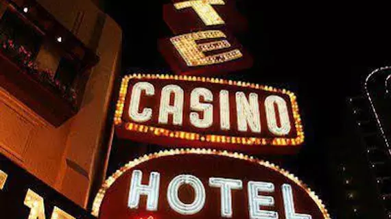 Golden Gate Casino Hotel | Nevada - Clark County - Las Vegas (ve civarı) - Las Vegas - Las Vegas Şehir Merkezi