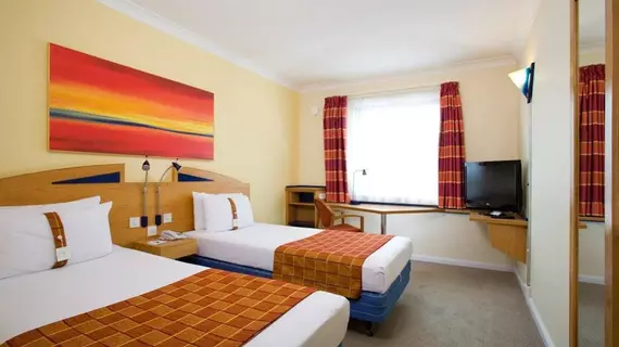 Holiday Inn Express East Midlands Airport | Derbyshire (kontluk) - Derby - Castle Donington