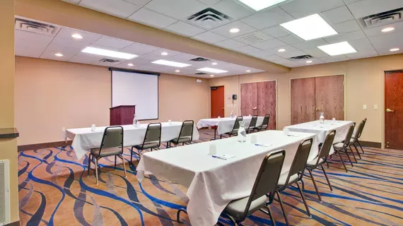 Holiday Inn Express Sault Ste Marie | Michigan - Sault Ste. Marie