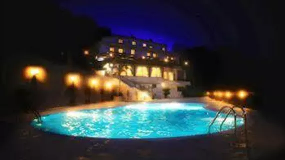 Hotel Pineta Ristorante Castello | Campania - Salerno (il) - Salerno (ve civarı) - Cava de Tirreni