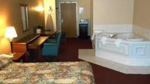 GuestHouse International Inn & Suites Rochester | Minnesota - Rochester (ve civarı) - Rochester