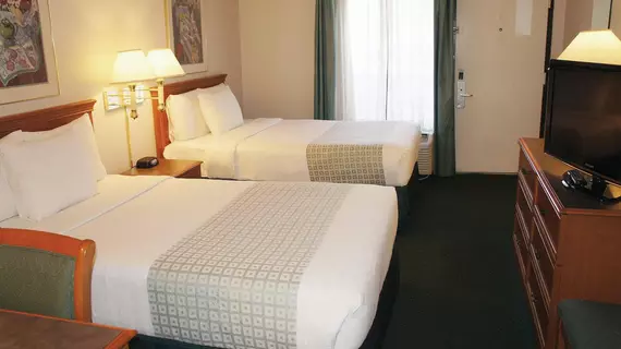 La Quinta Inn Savannah I-95 | Georgia - Savannah (ve civarı) - Savana