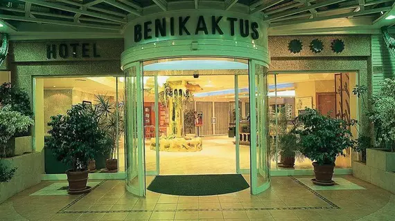 Hotel Benikaktus | Valencia Bölgesi - Alicante (vilayet) - Marina Baja - Benidorm