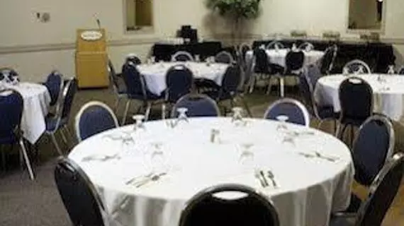 Heritage Inn Hotel & Convention Centre - High River | Alberta - Calgary (ve civarı) - High River