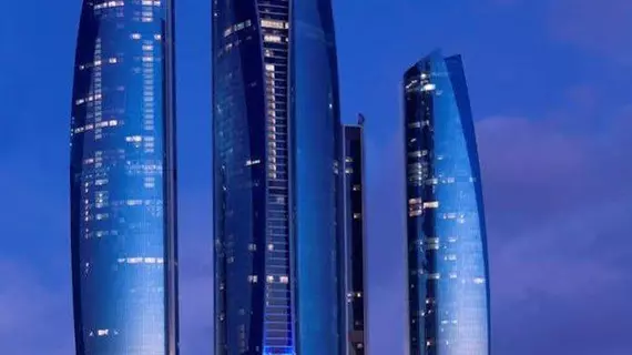 Jumeirah at Etihad Towers Hotel | Abu Dabi - Abu Dabi Kent Merkezi - Abu Dhabi Corniche