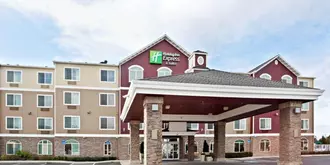 Holiday Inn Express Hotel & Suites Seaside Convention Center