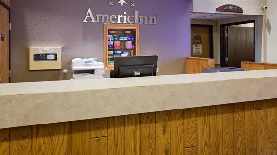 AmericInn Hotel & Suites New Richmond | Wisconsin - Hudson (ve civarı) - New Richmond