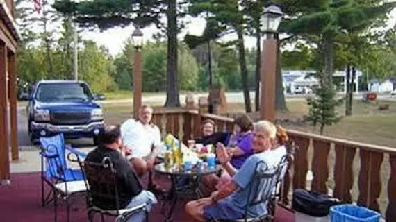 Edgewater Inn & Cottages | Wisconsin - Rhinelander (ve civarı) - Eagle River