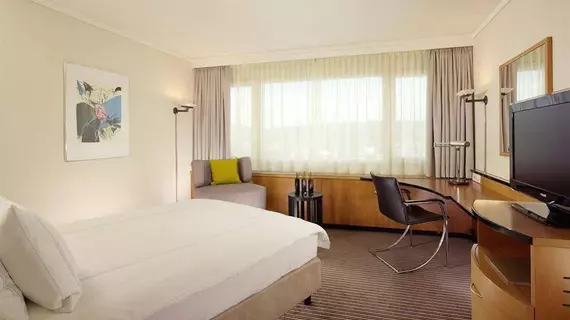 Swissotel Zurich | Zürih Kantonu - Zürih (ve civarı) - Oerlikon