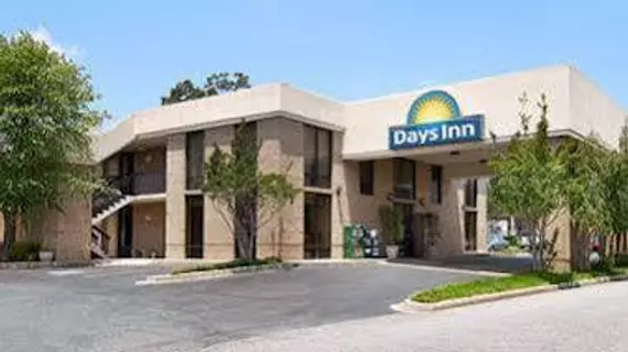 Days Inn Easley West of Greenville/Clemson Area | Güney Karolayna - Greenville - Spartanburg (ve civarı) - Easley