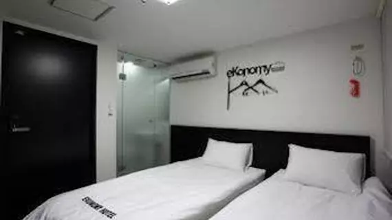 Ekonomy Hotel Myeongdong Premier | Gyeonggi - Seul (ve civarı) - Seul - Myeongdong