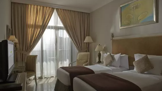 Two Seasons Hotel & Hotel Apartments | Dubai - Dubai Internet City